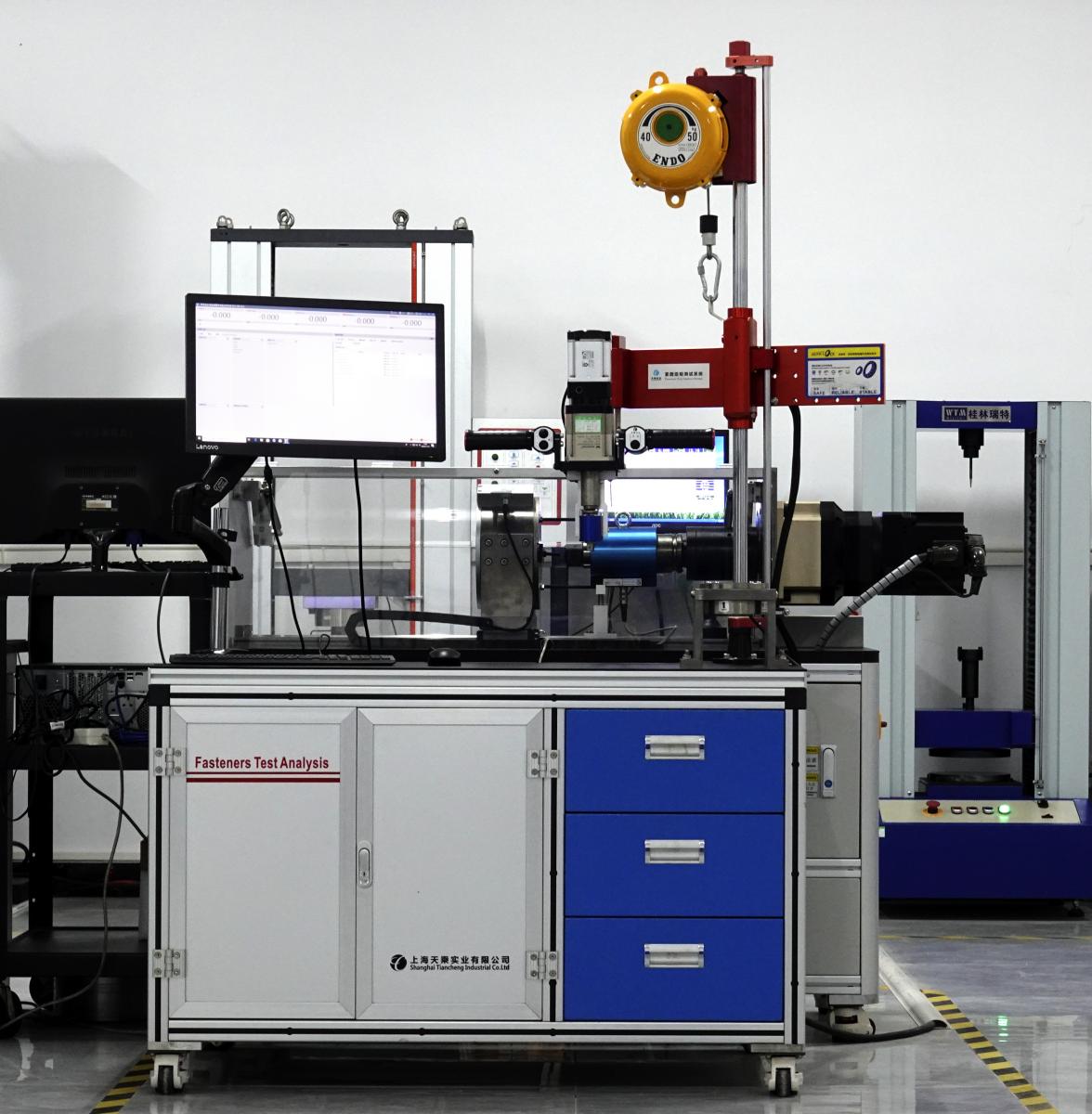 模拟装配试验机