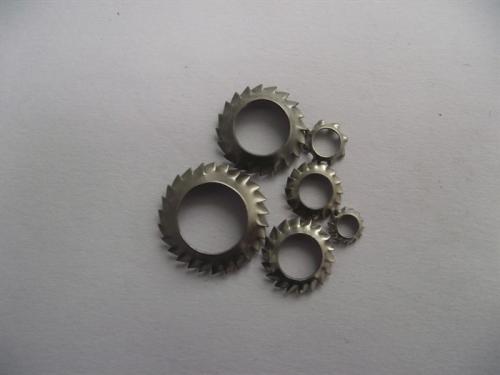 不锈钢锥形外锯齿锁紧垫圈DIN6798V